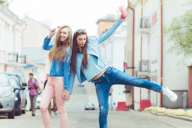 Guys, Guide – Here’s the Jeans That Fit Your Thick & Athletic Thighs