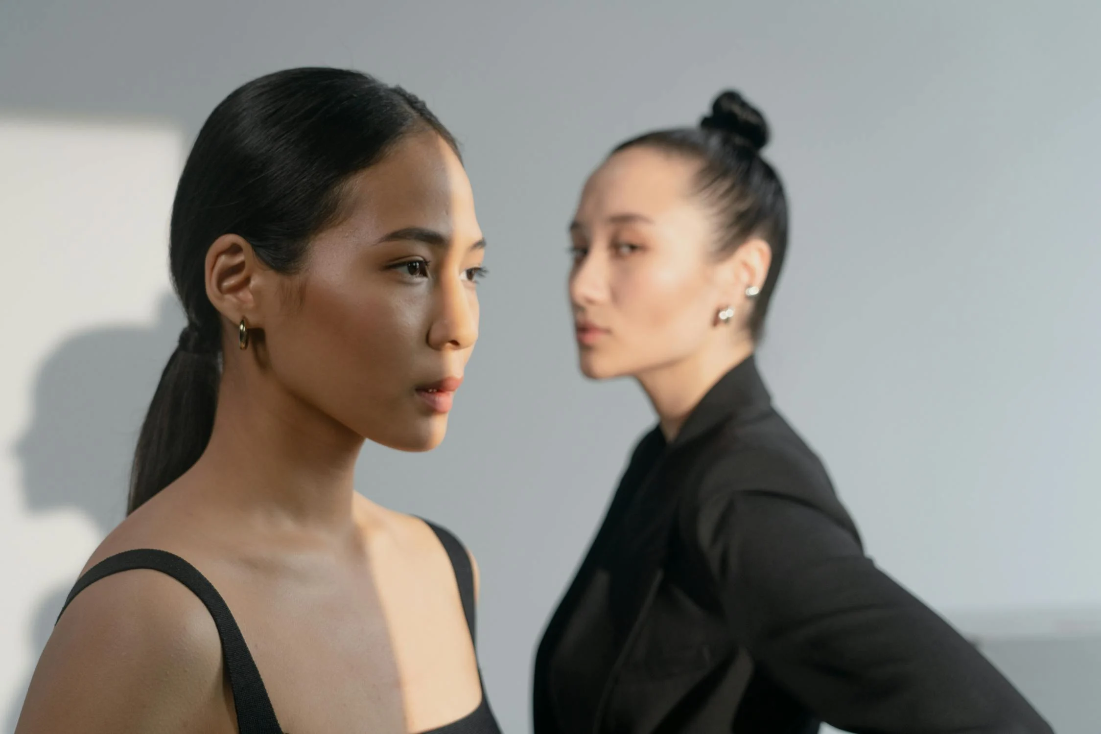 How to Determine Your Face Shape In 3 Easy Steps